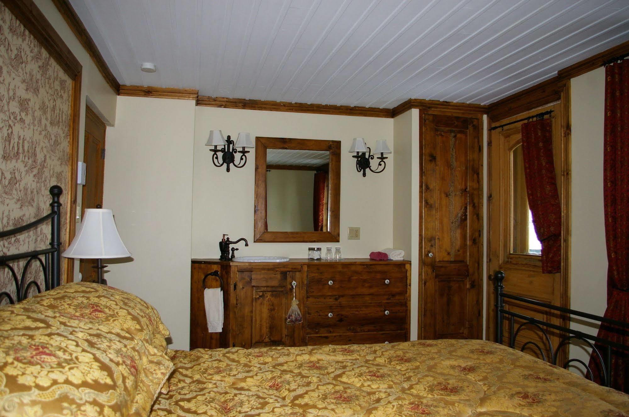 Auberge Du Maitre Forgeron Beaupre Ngoại thất bức ảnh